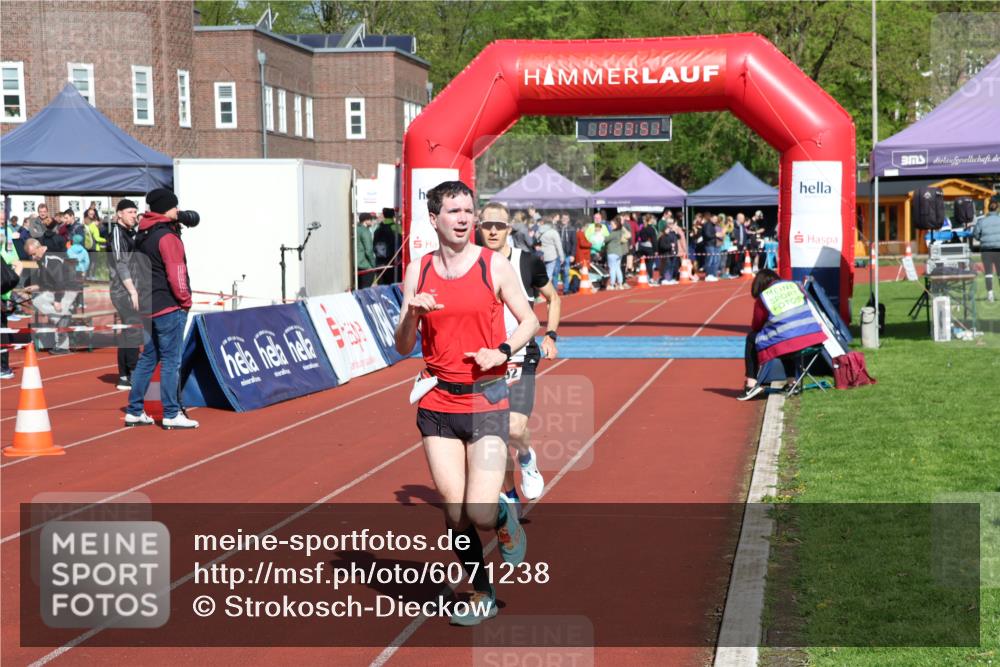 14.04.2024 - Hammer Lauf Strokosch-Dieckow http://msf.ph/oto/6071238 14.04.2024 10:53:49 Ziel 900, 1392 meine-sportfotos.de