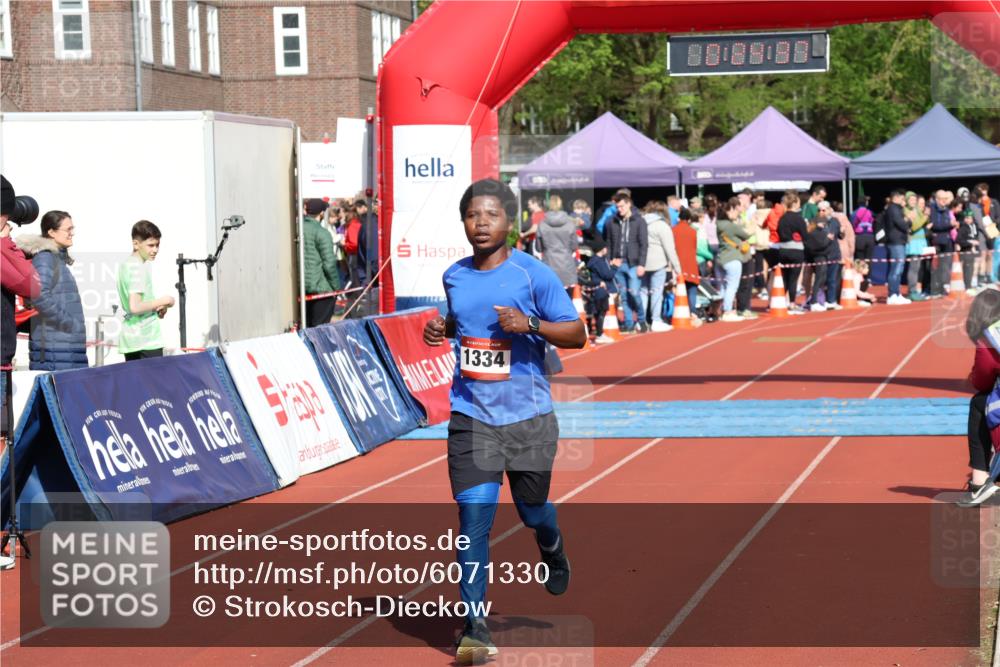 14.04.2024 - Hammer Lauf Strokosch-Dieckow http://msf.ph/oto/6071330 14.04.2024 10:54:36 Ziel 1334 meine-sportfotos.de