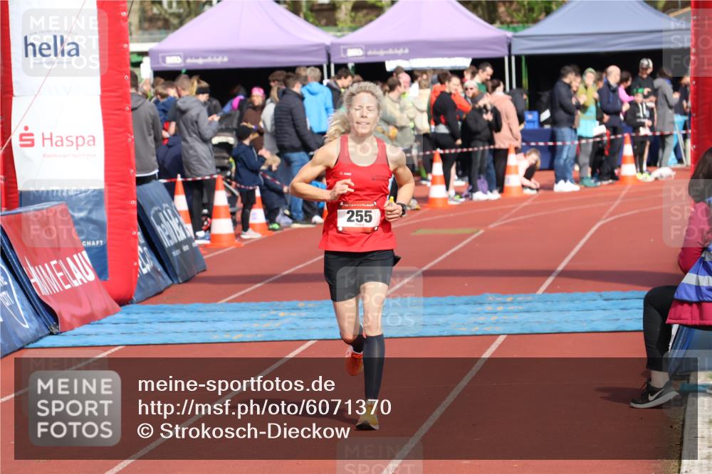 14.04.2024 - Hammer Lauf Strokosch-Dieckow http://msf.ph/oto/6071370 14.04.2024 10:54:54 Ziel 255 meine-sportfotos.de