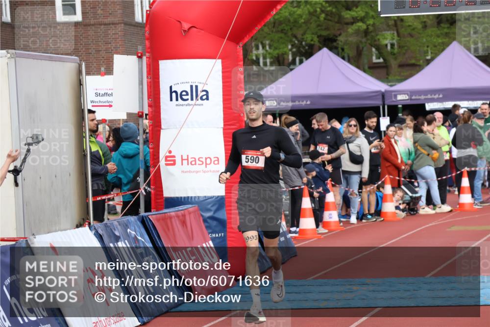 14.04.2024 - Hammer Lauf Strokosch-Dieckow http://msf.ph/oto/6071636 14.04.2024 10:56:23 Ziel 590, 806 meine-sportfotos.de