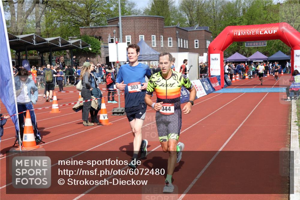 14.04.2024 - Hammer Lauf Strokosch-Dieckow http://msf.ph/oto/6072480 14.04.2024 10:59:51 Ziel 303, 344 meine-sportfotos.de
