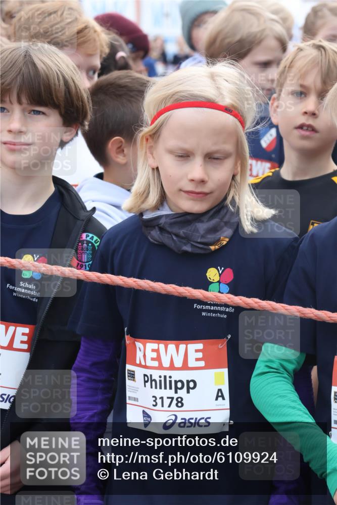 27.04.2024 - Das Zehntel Lena Gebhardt http://msf.ph/oto/6109924 27.04.2024 08:12:04 Allgemein zum Event 1919, 478, 3178 meine-sportfotos.de