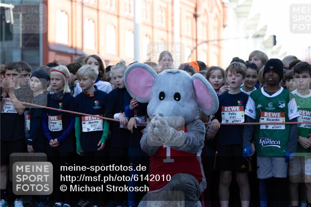 27.04.2024 - Das Zehntel Michael Strokosch http://msf.ph/oto/6142010 27.04.2024 08:29:01 Laufen 2460, 3178, 3177, 3161, 1650 meine-sportfotos.de