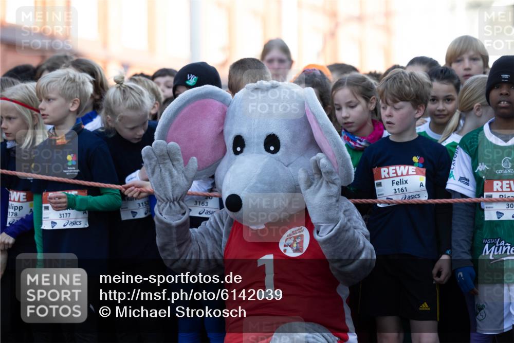 27.04.2024 - Das Zehntel Michael Strokosch http://msf.ph/oto/6142039 27.04.2024 08:29:05 Laufen 178, 3177, 3152, 3163, 1, 3161, 60, 30 meine-sportfotos.de