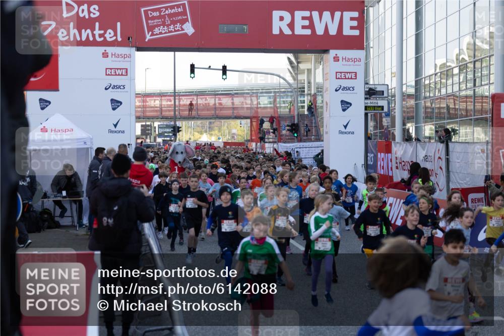 27.04.2024 - Das Zehntel Michael Strokosch http://msf.ph/oto/6142088 27.04.2024 08:30:16 Laufen 42, 145, 104, 2145, 7, 600 meine-sportfotos.de