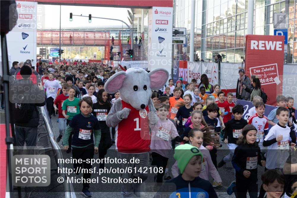27.04.2024 - Das Zehntel Michael Strokosch http://msf.ph/oto/6142108 27.04.2024 08:30:22 Laufen 600, 2845, 1, 2854, 3183, 1, 4, 2145, 2824, 2859, 1230 meine-sportfotos.de