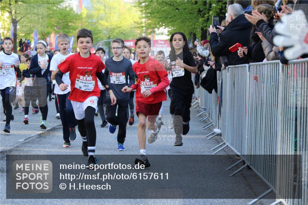 27.04.2024 - Das Zehntel H.Heesch http://msf.ph/oto/6157611 27.04.2024 08:31:16 Allgemein zum Event 3836, 2843, 2845 meine-sportfotos.de