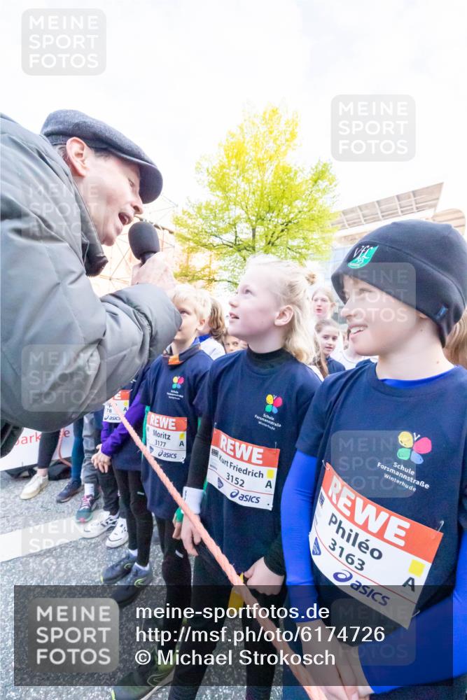 27.04.2024 - Das Zehntel Michael Strokosch http://msf.ph/oto/6174726 27.04.2024 08:16:47 Allgemein zum Event 178, 3177, 3152, 3163 meine-sportfotos.de