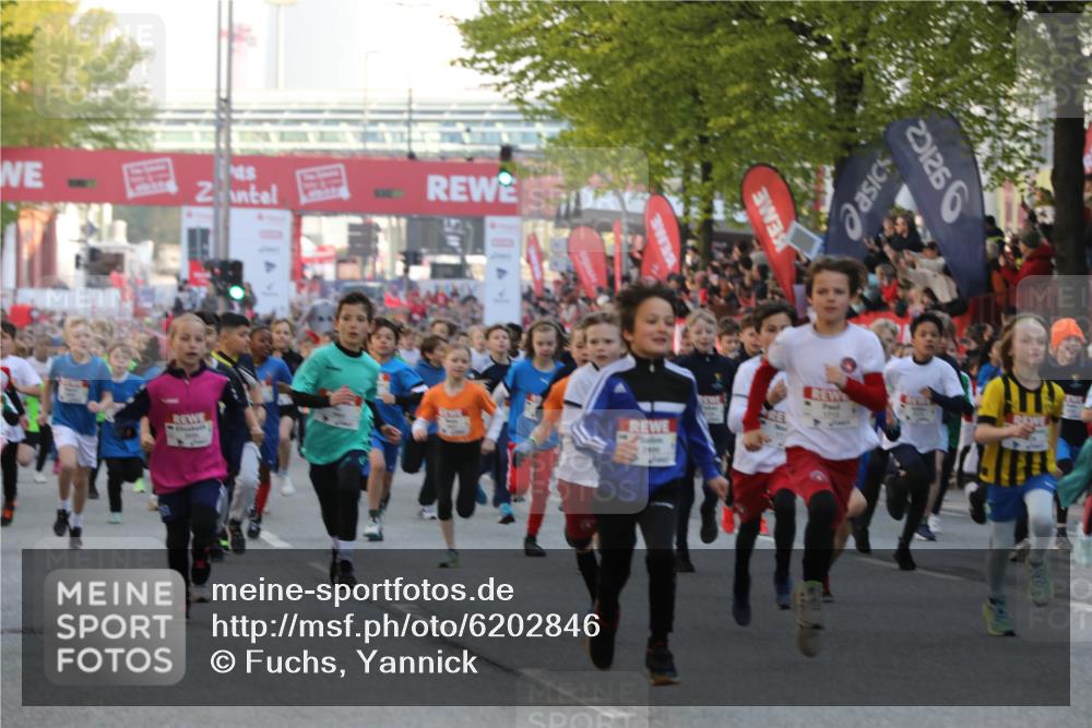 27.04.2024 - Das Zehntel Fuchs,  Jonas http://msf.ph/oto/6202846 27.04.2024 08:31:00 Allgemein zum Event 12, 2400, 231266 meine-sportfotos.de