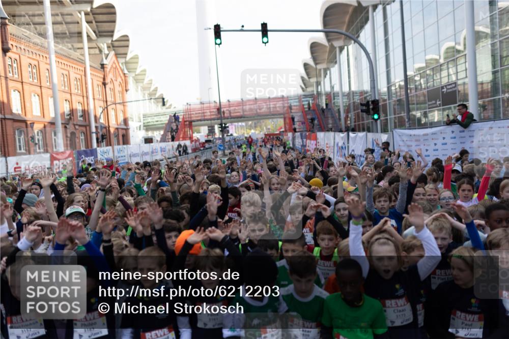 27.04.2024 - Das Zehntel Michael Strokosch http://msf.ph/oto/6212203 27.04.2024 07:16:18 Allgemein zum Event 3152, 3163, 3161, 1238, 1650, 3173, 800, 3141 meine-sportfotos.de