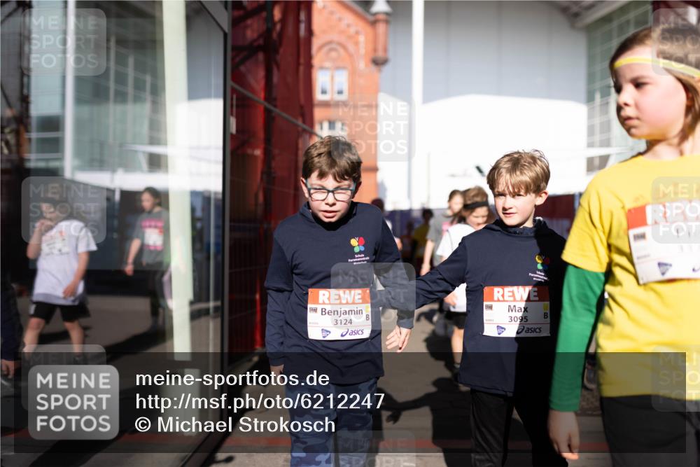 27.04.2024 - Das Zehntel Michael Strokosch http://msf.ph/oto/6212247 27.04.2024 08:00:42 Allgemein zum Event 3124, 3095 meine-sportfotos.de