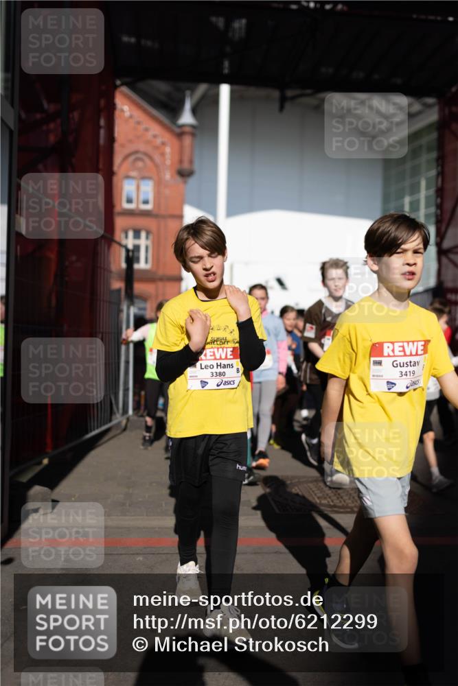 27.04.2024 - Das Zehntel Michael Strokosch http://msf.ph/oto/6212299 27.04.2024 08:01:00 Allgemein zum Event 3380, 3419 meine-sportfotos.de