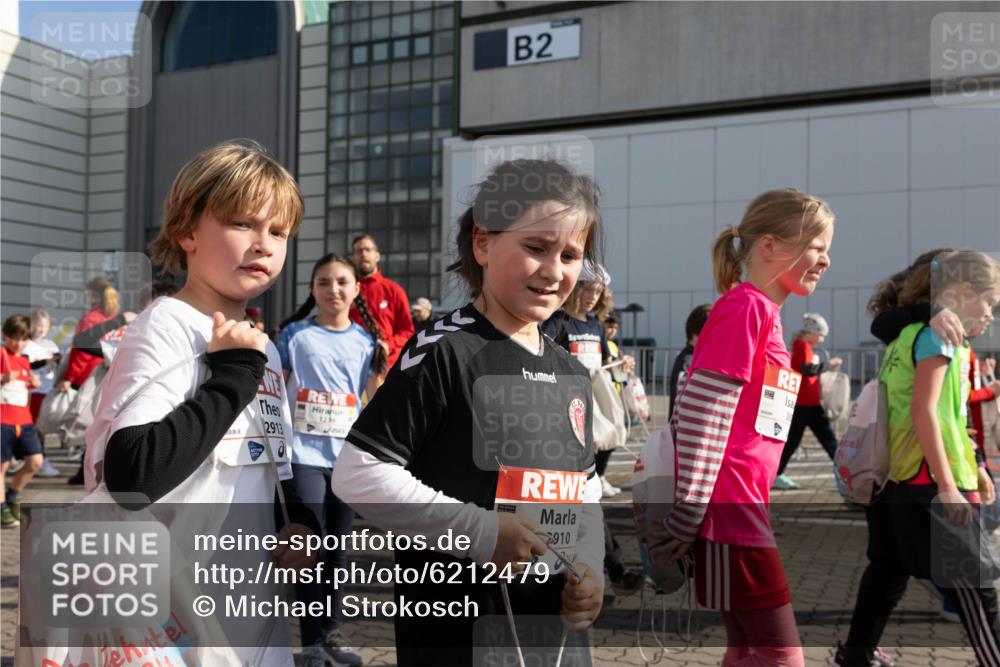 27.04.2024 - Das Zehntel Michael Strokosch http://msf.ph/oto/6212479 27.04.2024 08:03:54 Allgemein zum Event 2913, 1239, 2, 910 meine-sportfotos.de