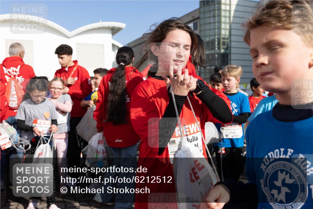 27.04.2024 - Das Zehntel Michael Strokosch http://msf.ph/oto/6212512 27.04.2024 08:04:07 Allgemein zum Event 14, 2529 meine-sportfotos.de