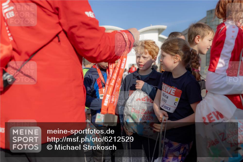 27.04.2024 - Das Zehntel Michael Strokosch http://msf.ph/oto/6212529 27.04.2024 08:05:31 Allgemein zum Event 2, 2024, 3080, 202 meine-sportfotos.de