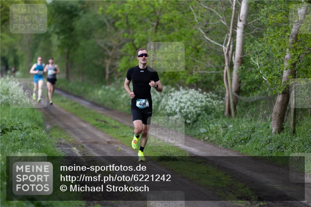 05.05.2024 - 7. Wedeler Halbmarathon Michael Strokosch http://msf.ph/oto/6221242 05.05.2024 10:23:51 Laufen 405, 7 meine-sportfotos.de