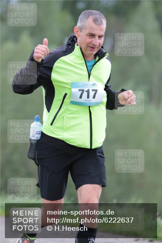05.05.2024 - 7. Wedeler Halbmarathon H.Heesch http://msf.ph/oto/6222637 05.05.2024 11:18:01 Laufen 717 meine-sportfotos.de