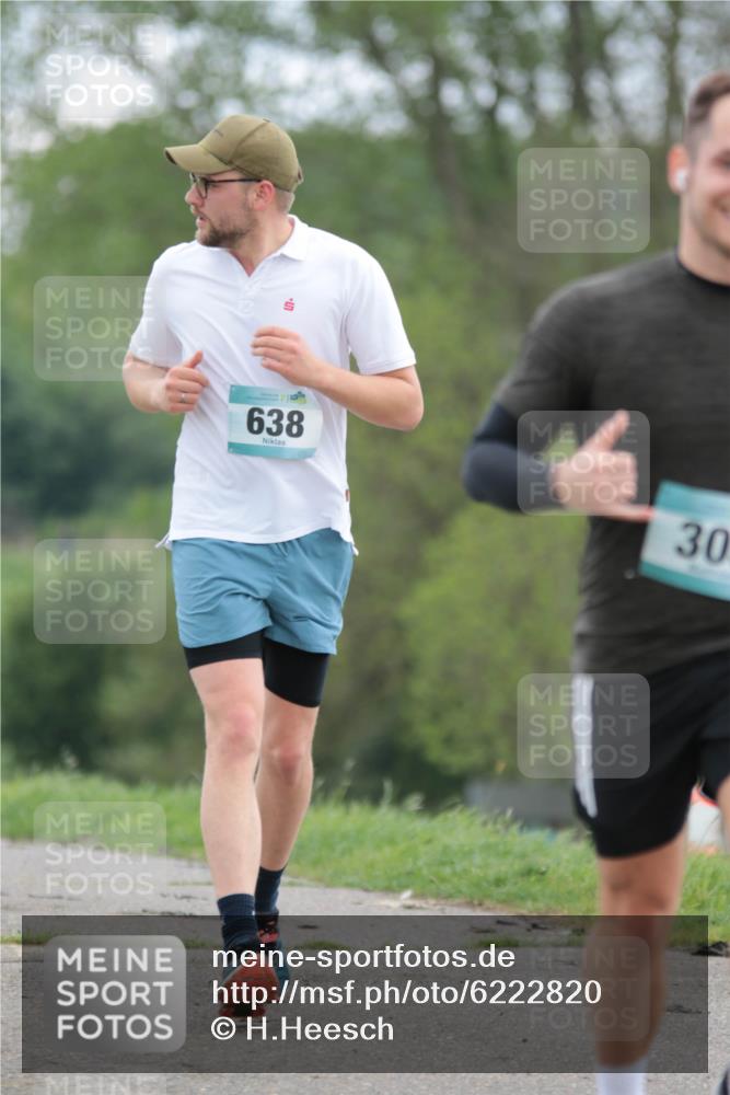 05.05.2024 - 7. Wedeler Halbmarathon H.Heesch http://msf.ph/oto/6222820 05.05.2024 11:18:27 Laufen 638, 30 meine-sportfotos.de