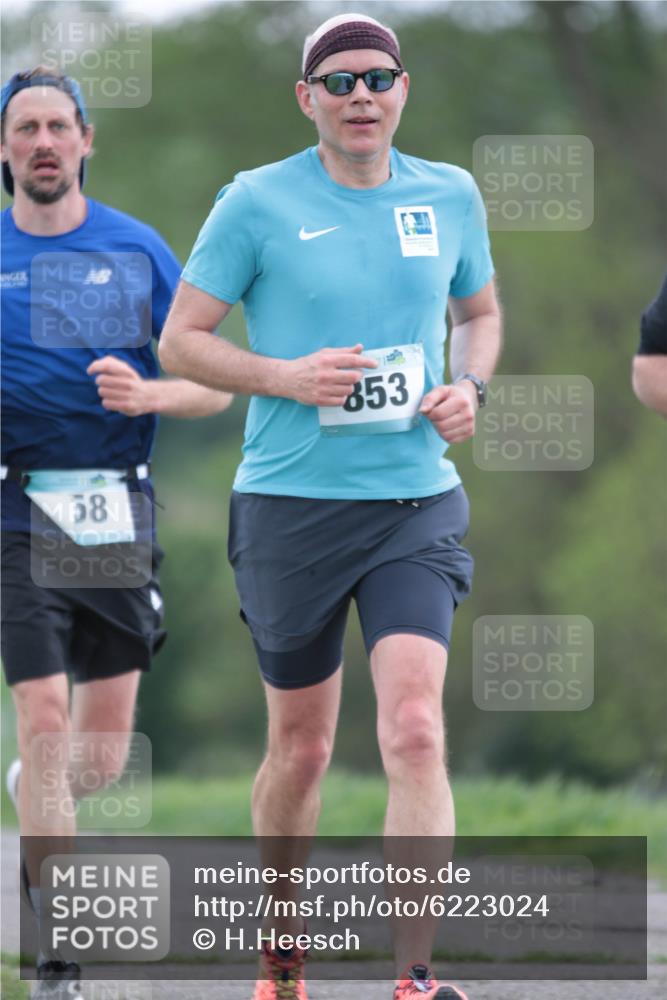 05.05.2024 - 7. Wedeler Halbmarathon H.Heesch http://msf.ph/oto/6223024 05.05.2024 11:18:45 Laufen 58, 353 meine-sportfotos.de