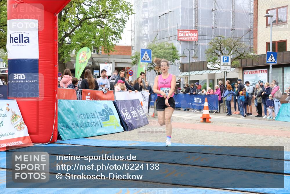 05.05.2024 - 7. Wedeler Halbmarathon Strokosch-Dieckow http://msf.ph/oto/6224138 05.05.2024 11:23:24 Ziel 524 meine-sportfotos.de