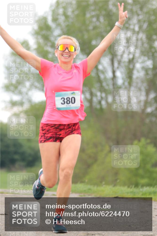 05.05.2024 - 7. Wedeler Halbmarathon H.Heesch http://msf.ph/oto/6224470 05.05.2024 11:22:31 Laufen 380 meine-sportfotos.de