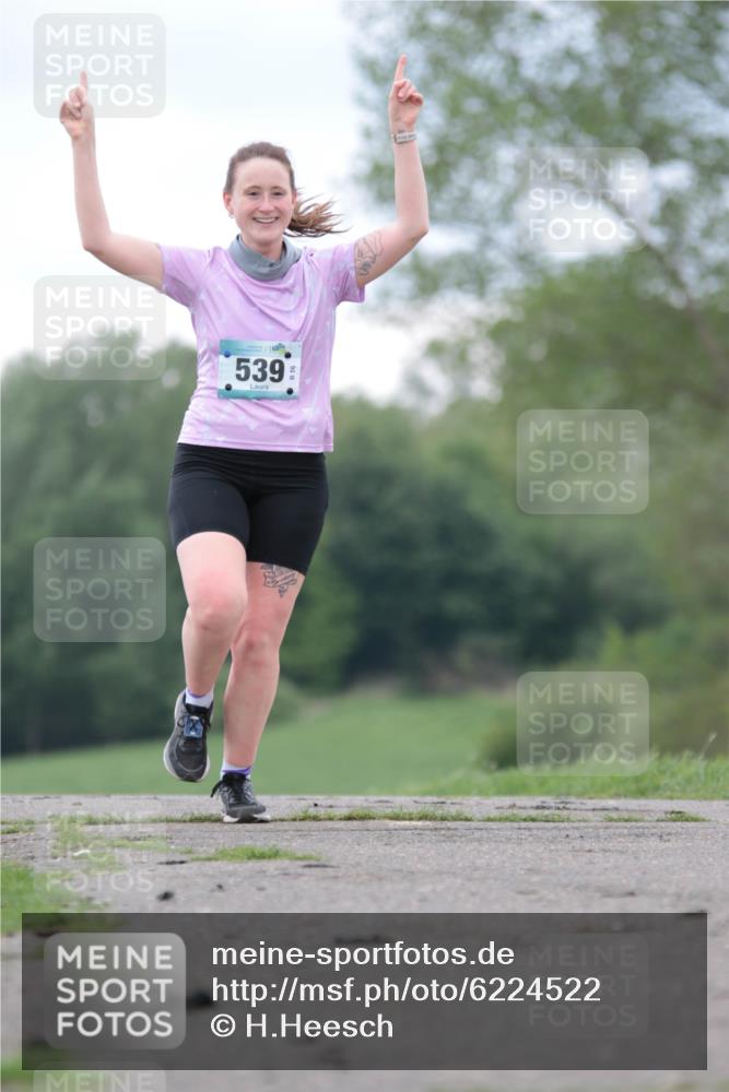 05.05.2024 - 7. Wedeler Halbmarathon H.Heesch http://msf.ph/oto/6224522 05.05.2024 11:22:36 Laufen 539 meine-sportfotos.de
