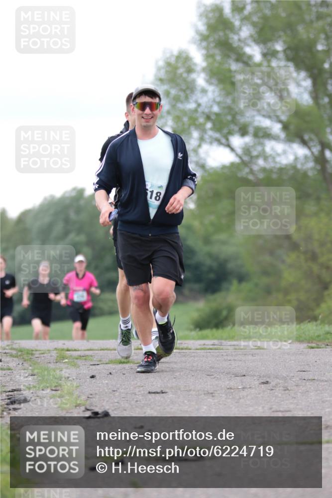05.05.2024 - 7. Wedeler Halbmarathon H.Heesch http://msf.ph/oto/6224719 05.05.2024 11:23:14 Laufen 18 meine-sportfotos.de