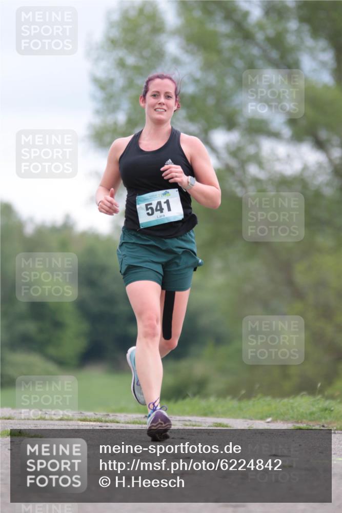 05.05.2024 - 7. Wedeler Halbmarathon H.Heesch http://msf.ph/oto/6224842 05.05.2024 11:15:49 Laufen 541 meine-sportfotos.de