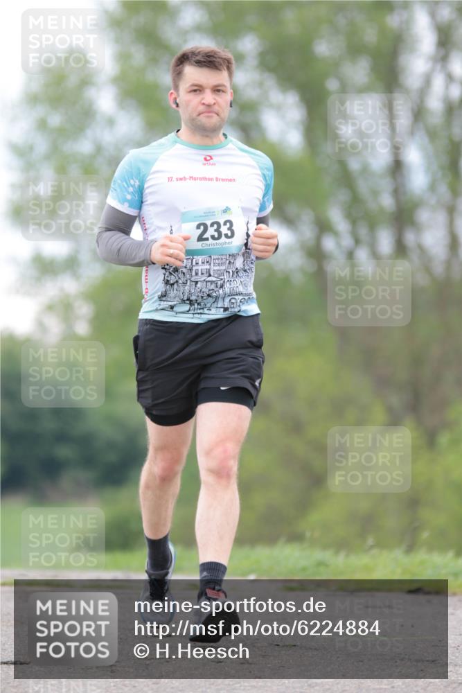 05.05.2024 - 7. Wedeler Halbmarathon H.Heesch http://msf.ph/oto/6224884 05.05.2024 11:23:27 Laufen 17, 233 meine-sportfotos.de