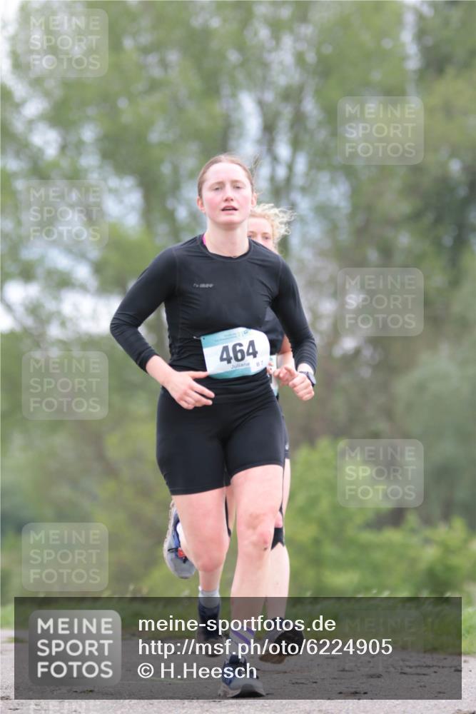 05.05.2024 - 7. Wedeler Halbmarathon H.Heesch http://msf.ph/oto/6224905 05.05.2024 11:16:06 Laufen 464, 87 meine-sportfotos.de
