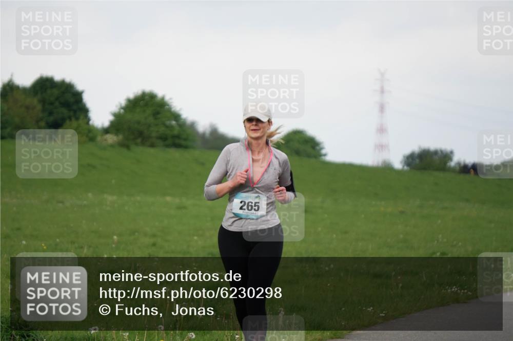 05.05.2024 - 7. Wedeler Halbmarathon Fuchs,  Jonas http://msf.ph/oto/6230298 05.05.2024 12:07:01 Laufen 265 meine-sportfotos.de