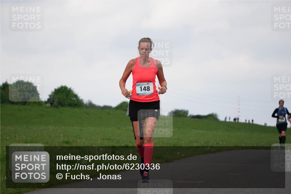 05.05.2024 - 7. Wedeler Halbmarathon Fuchs,  Jonas http://msf.ph/oto/6230336 05.05.2024 12:07:31 Laufen 148 meine-sportfotos.de