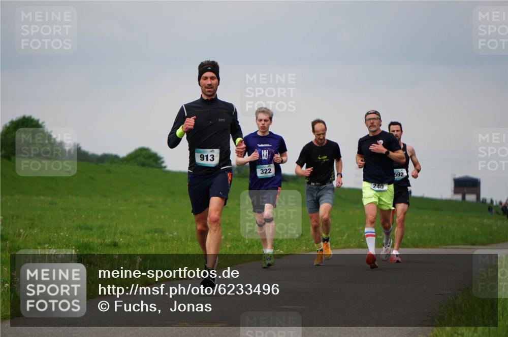 05.05.2024 - 7. Wedeler Halbmarathon Fuchs,  Jonas http://msf.ph/oto/6233496 05.05.2024 11:16:18 Laufen 913, 322, 240, 592 meine-sportfotos.de