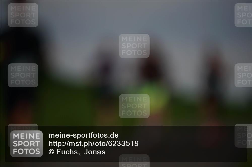 05.05.2024 - 7. Wedeler Halbmarathon Fuchs,  Jonas http://msf.ph/oto/6233519 05.05.2024 11:16:21 Laufen  meine-sportfotos.de