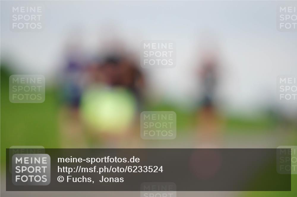 05.05.2024 - 7. Wedeler Halbmarathon Fuchs,  Jonas http://msf.ph/oto/6233524 05.05.2024 11:16:21 Laufen  meine-sportfotos.de