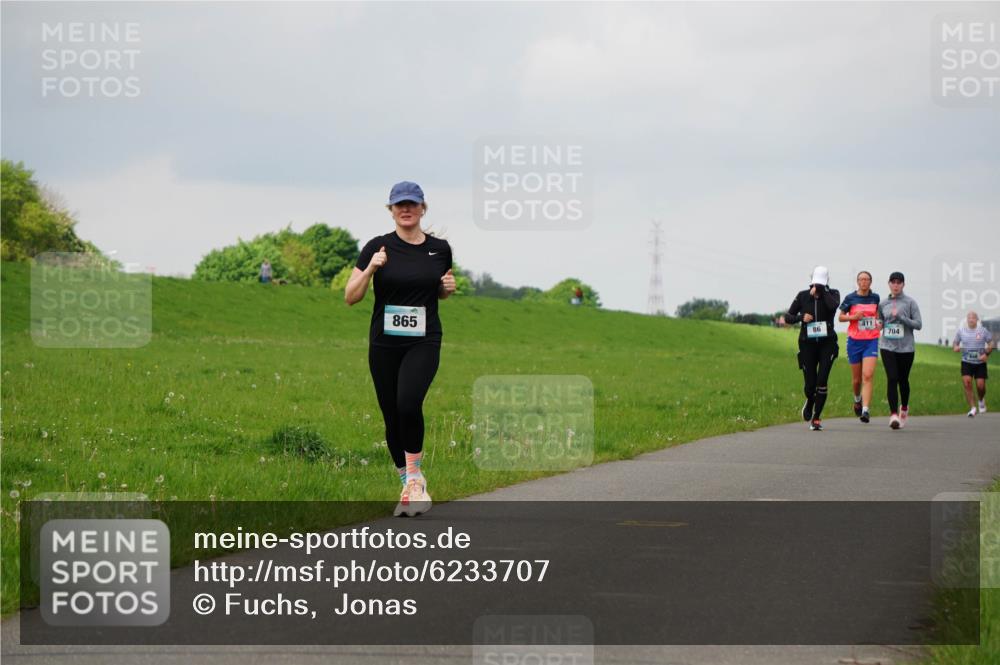 05.05.2024 - 7. Wedeler Halbmarathon Fuchs,  Jonas http://msf.ph/oto/6233707 05.05.2024 11:17:02 Laufen 865, 411, 86, 704 meine-sportfotos.de