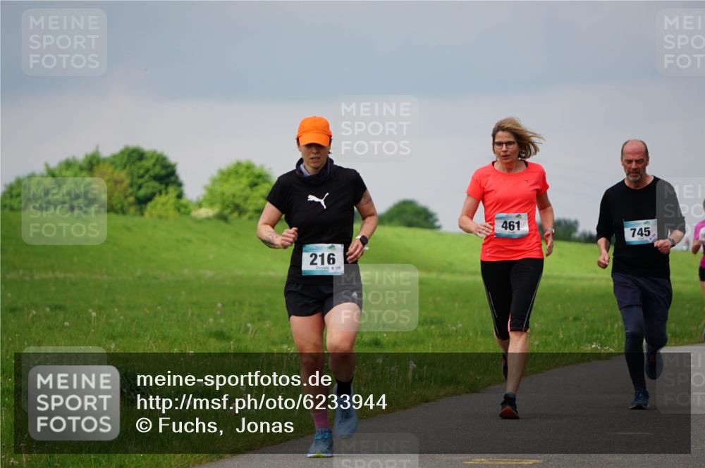 05.05.2024 - 7. Wedeler Halbmarathon Fuchs,  Jonas http://msf.ph/oto/6233944 05.05.2024 11:17:56 Laufen 216, 158, 461, 745 meine-sportfotos.de