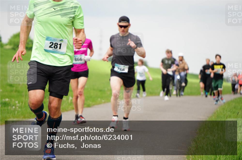 05.05.2024 - 7. Wedeler Halbmarathon Fuchs,  Jonas http://msf.ph/oto/6234001 05.05.2024 11:18:05 Laufen 281, 866, 766 meine-sportfotos.de