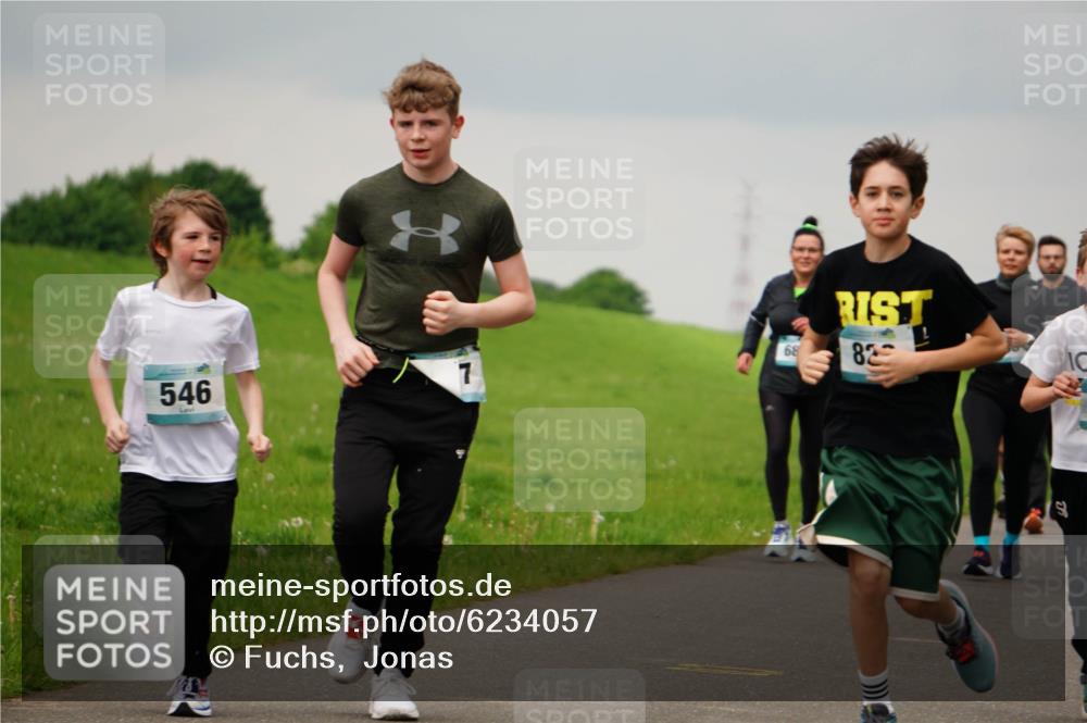 05.05.2024 - 7. Wedeler Halbmarathon Fuchs,  Jonas http://msf.ph/oto/6234057 05.05.2024 11:18:16 Laufen 546, 7, 68, 82 meine-sportfotos.de