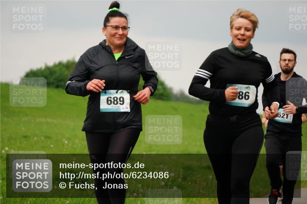05.05.2024 - 7. Wedeler Halbmarathon Fuchs,  Jonas http://msf.ph/oto/6234086 05.05.2024 11:18:22 Laufen 689, 148, 86, 521 meine-sportfotos.de