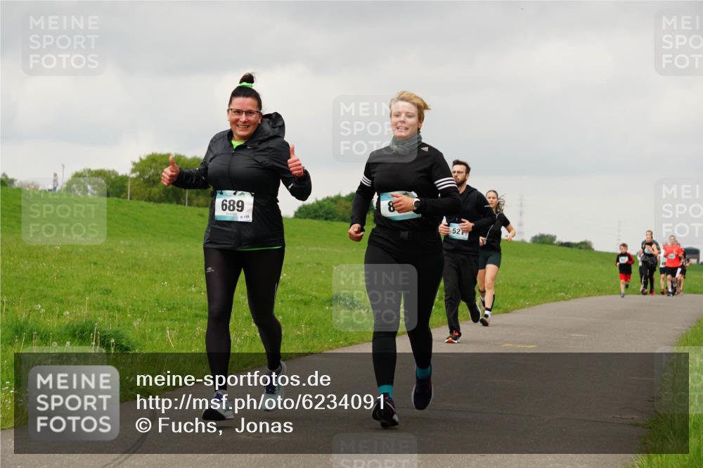 05.05.2024 - 7. Wedeler Halbmarathon Fuchs,  Jonas http://msf.ph/oto/6234091 05.05.2024 11:18:23 Laufen 689, 52 meine-sportfotos.de