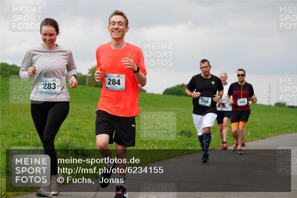 05.05.2024 - 7. Wedeler Halbmarathon Fuchs,  Jonas http://msf.ph/oto/6234155 05.05.2024 11:18:42 Laufen 283, 284, 706, 66, 690 meine-sportfotos.de