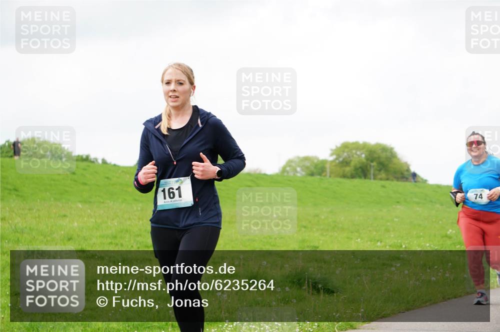 05.05.2024 - 7. Wedeler Halbmarathon Fuchs,  Jonas http://msf.ph/oto/6235264 05.05.2024 11:23:20 Laufen 161, 74 meine-sportfotos.de