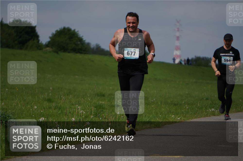 05.05.2024 - 7. Wedeler Halbmarathon Fuchs,  Jonas http://msf.ph/oto/6242162 05.05.2024 12:03:43 Laufen 677, 594 meine-sportfotos.de