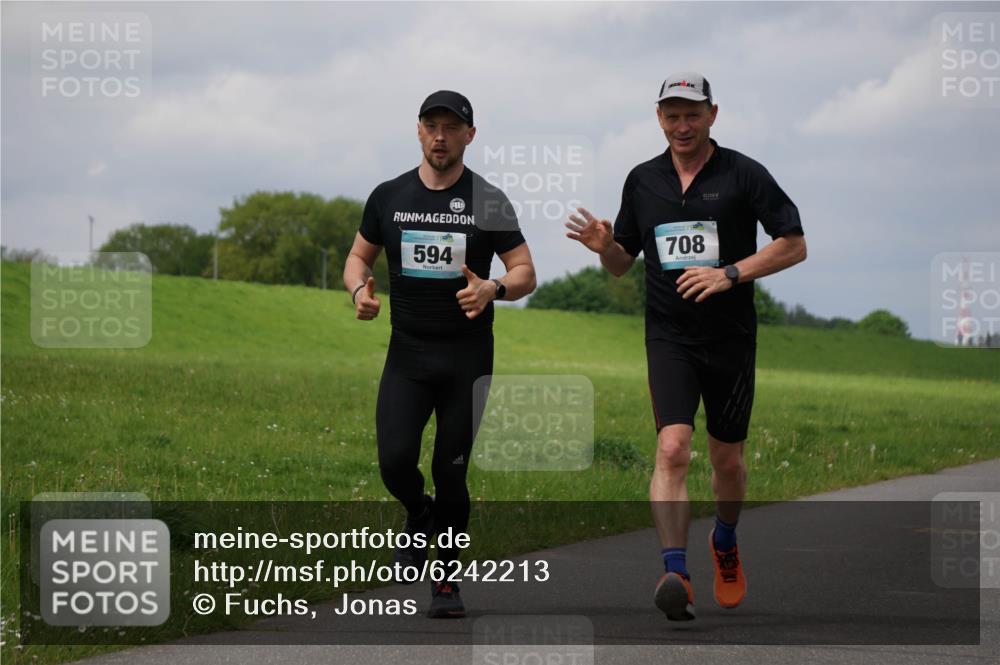 05.05.2024 - 7. Wedeler Halbmarathon Fuchs,  Jonas http://msf.ph/oto/6242213 05.05.2024 12:03:52 Laufen 594, 708 meine-sportfotos.de