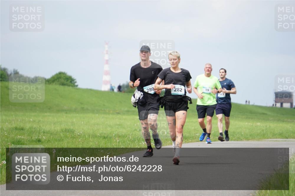 05.05.2024 - 7. Wedeler Halbmarathon Fuchs,  Jonas http://msf.ph/oto/6242228 05.05.2024 12:03:56 Laufen 280, 282, 19, 583 meine-sportfotos.de