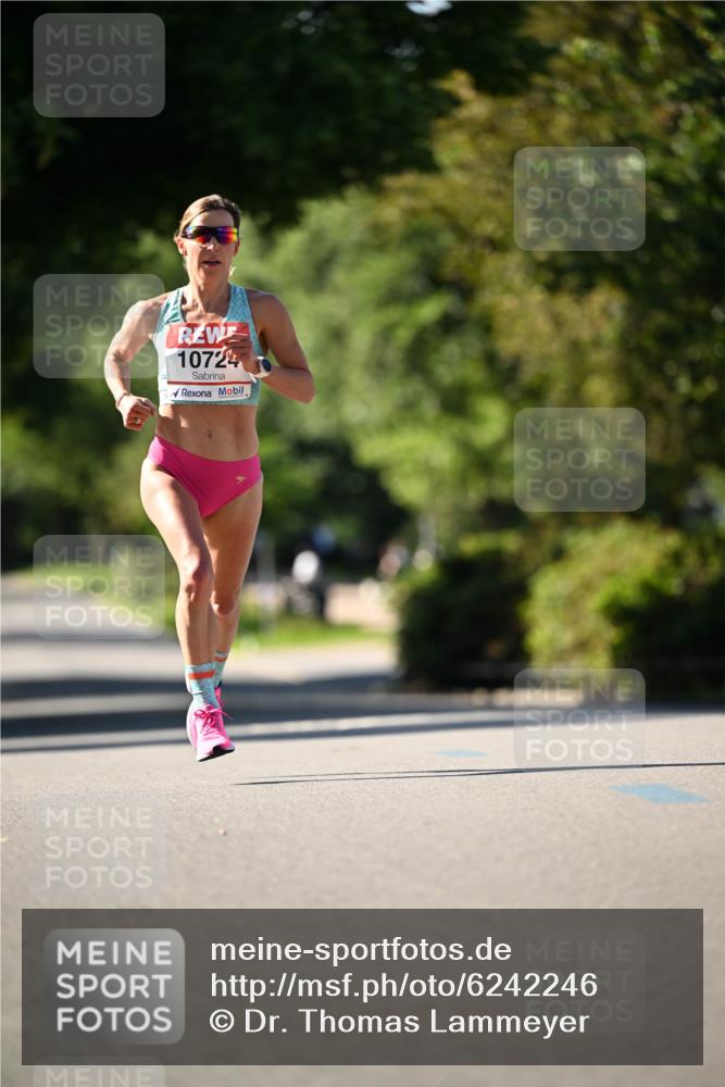 08.06.2024 - REWE Women's Run Dr. Thomas Lammeyer http://msf.ph/oto/6242246 09.06.2024 09:11:54 Laufen 10724 meine-sportfotos.de