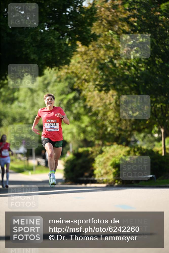 08.06.2024 - REWE Women's Run Dr. Thomas Lammeyer http://msf.ph/oto/6242260 09.06.2024 09:12:37 Laufen 10738 meine-sportfotos.de