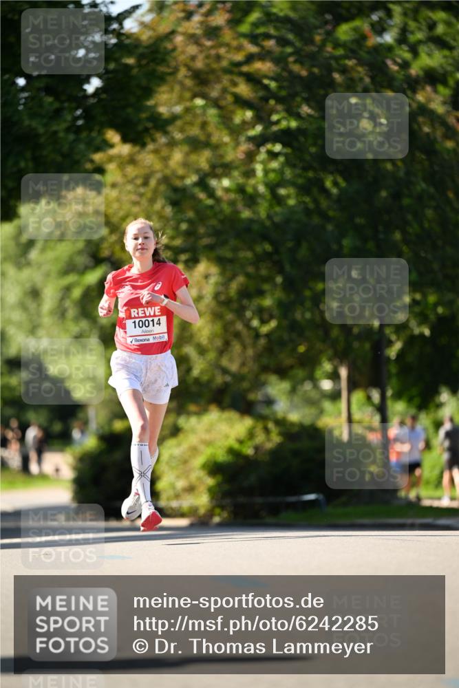 08.06.2024 - REWE Women's Run Dr. Thomas Lammeyer http://msf.ph/oto/6242285 09.06.2024 09:12:43 Laufen 10014 meine-sportfotos.de