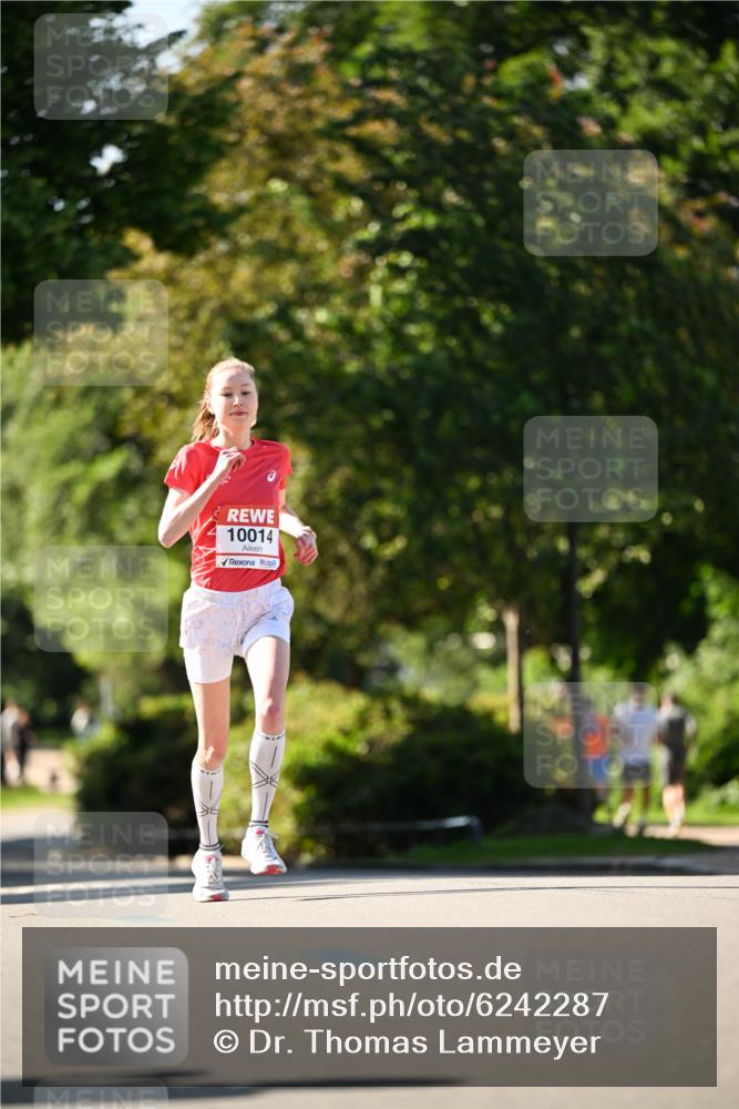 08.06.2024 - REWE Women's Run Dr. Thomas Lammeyer http://msf.ph/oto/6242287 09.06.2024 09:12:43 Laufen 10014 meine-sportfotos.de